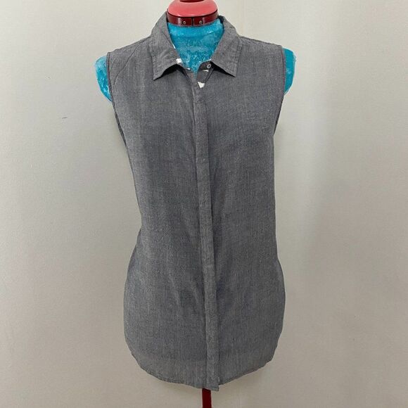 Jaclyn Smith Hidden Button Down Sleeveless Womens Top Size XL - Picture 1 of 7